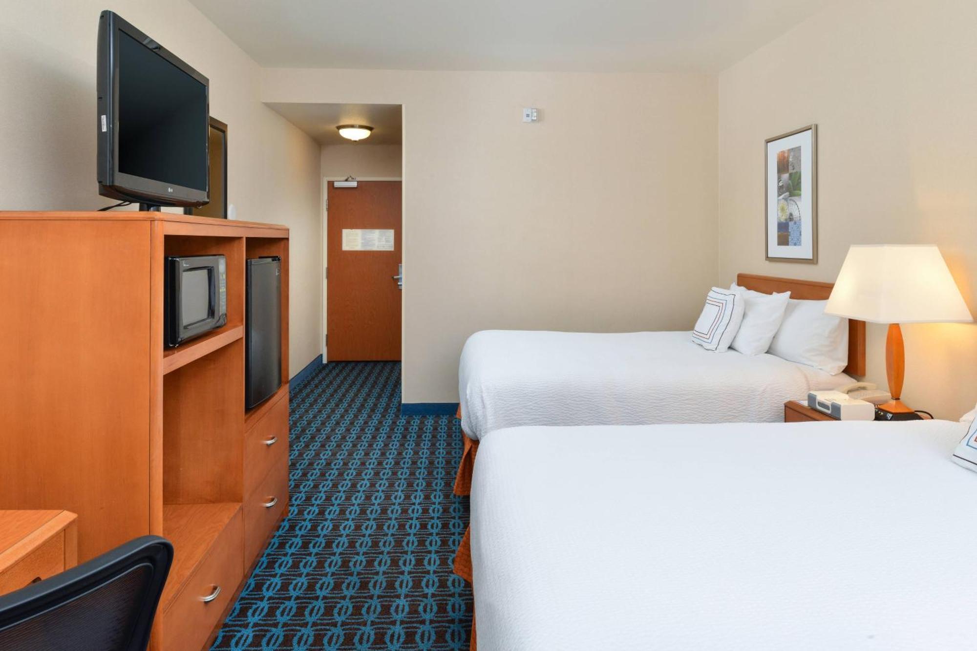 Fairfield Inn And Suites By Marriott Elk Grove Dış mekan fotoğraf