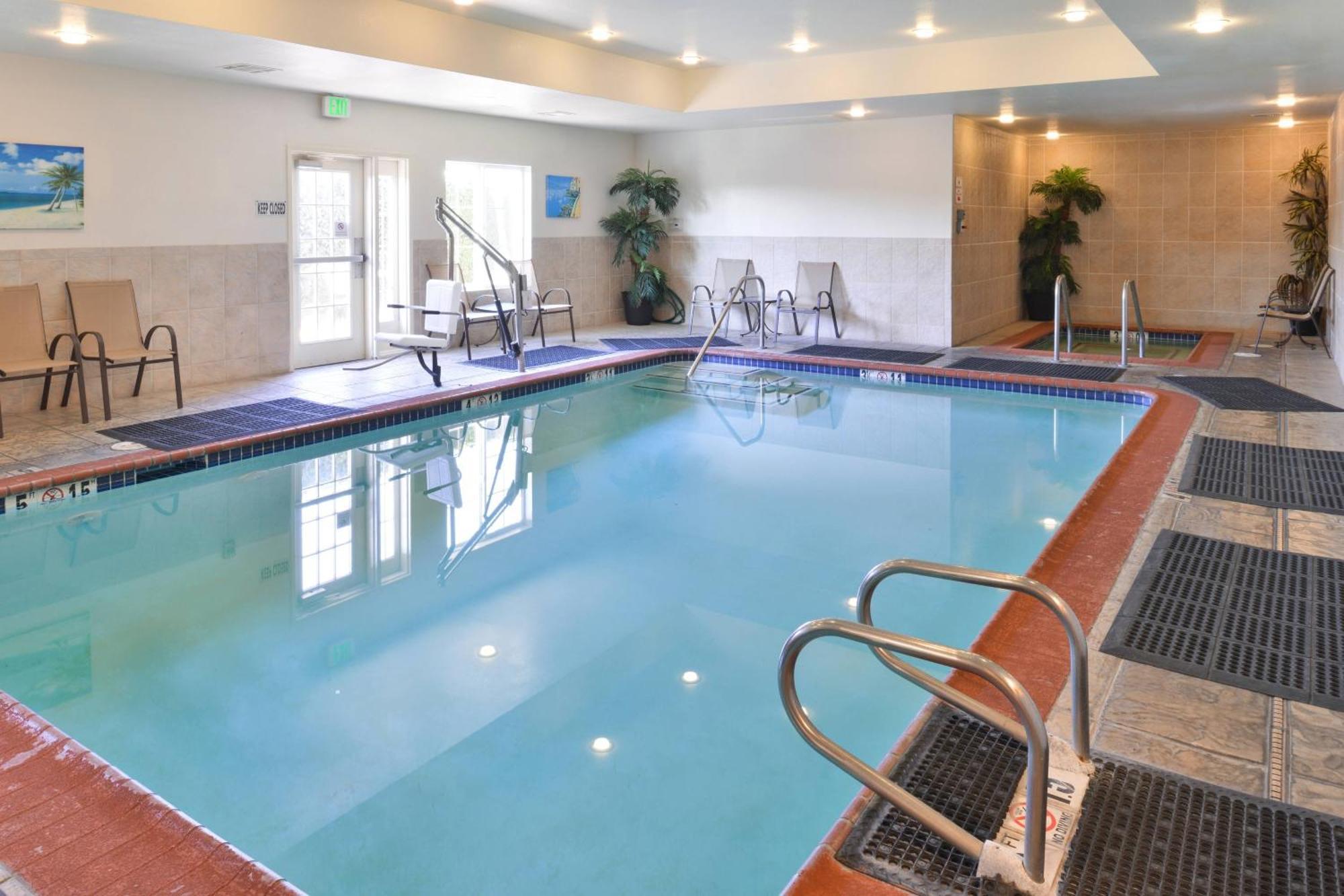 Fairfield Inn And Suites By Marriott Elk Grove Dış mekan fotoğraf
