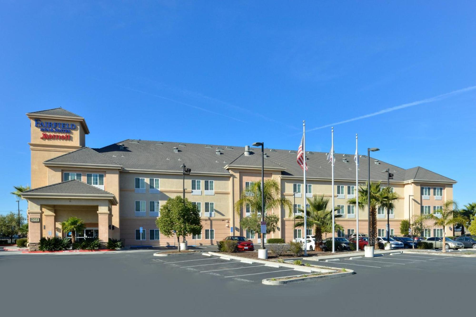 Fairfield Inn And Suites By Marriott Elk Grove Dış mekan fotoğraf