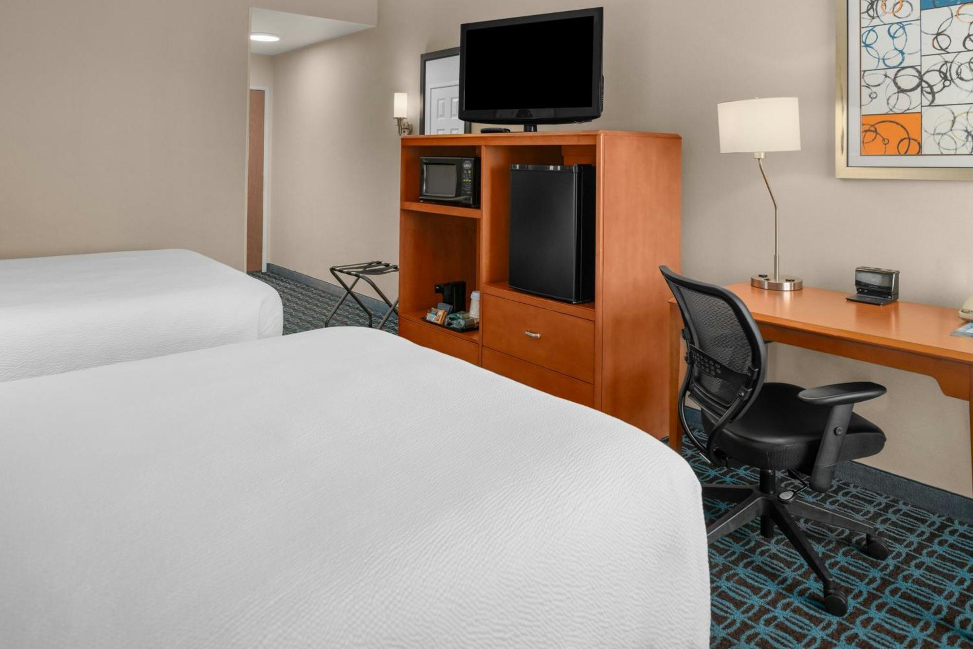 Fairfield Inn And Suites By Marriott Elk Grove Dış mekan fotoğraf