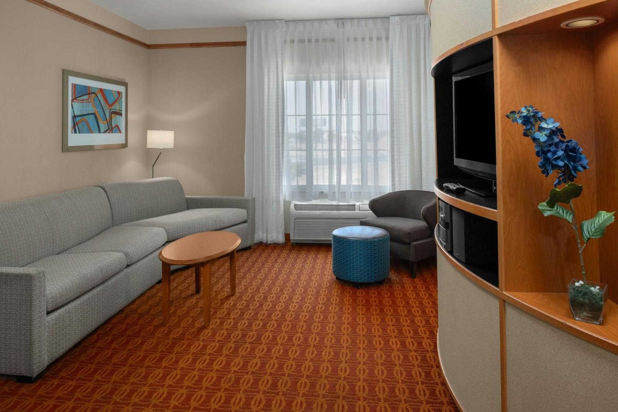 Fairfield Inn And Suites By Marriott Elk Grove Dış mekan fotoğraf