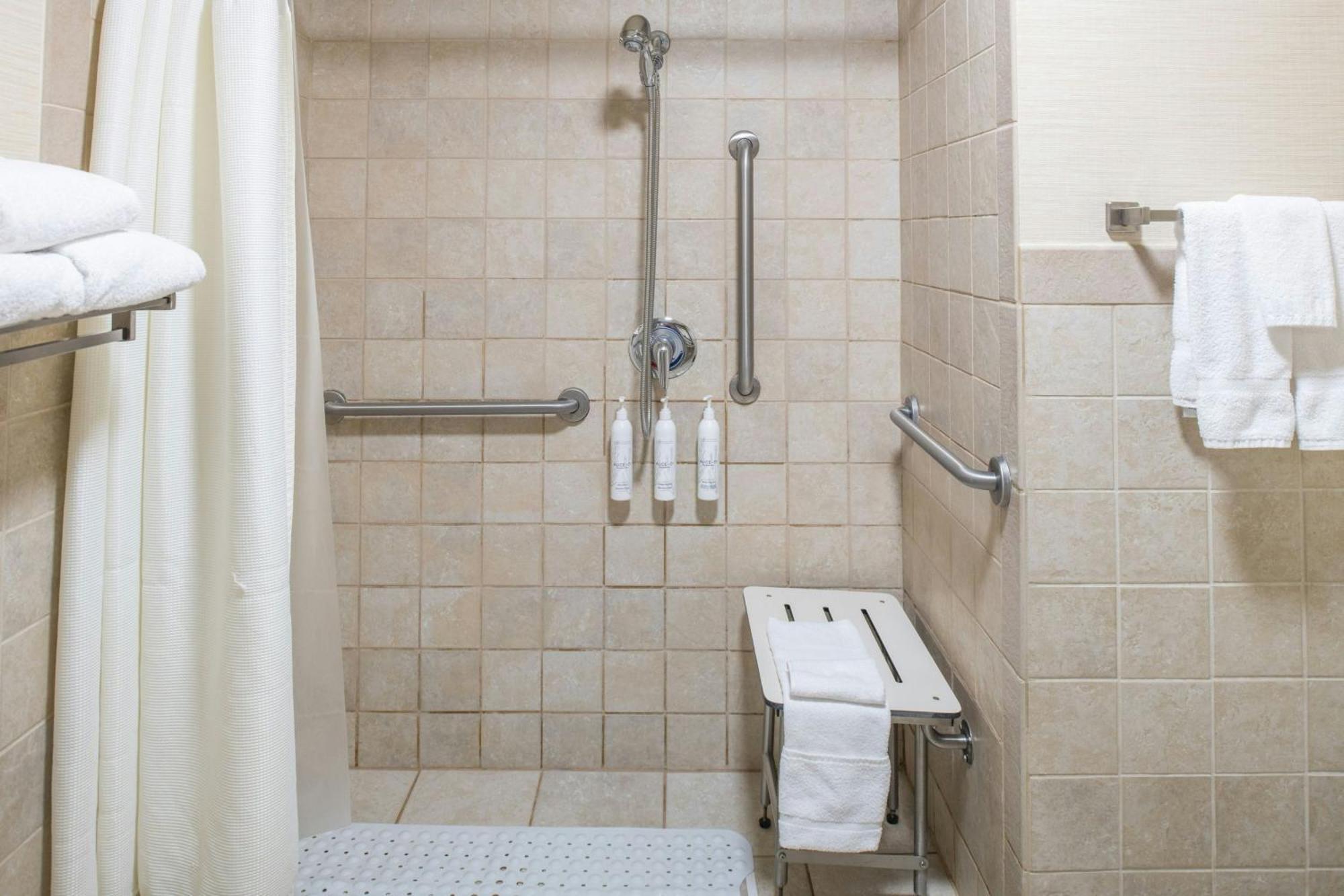 Fairfield Inn And Suites By Marriott Elk Grove Dış mekan fotoğraf