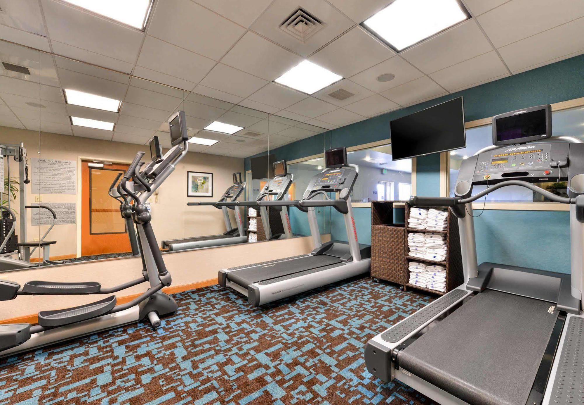 Fairfield Inn And Suites By Marriott Elk Grove Dış mekan fotoğraf